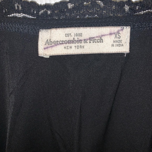 Abercrombie & Fitch Black Sateen Wrap Top w/ Lace - Picture 6 of 10